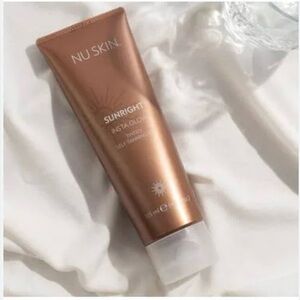 Nu Skin InstaGlow Tanner - BRAND NEW & SEALED!